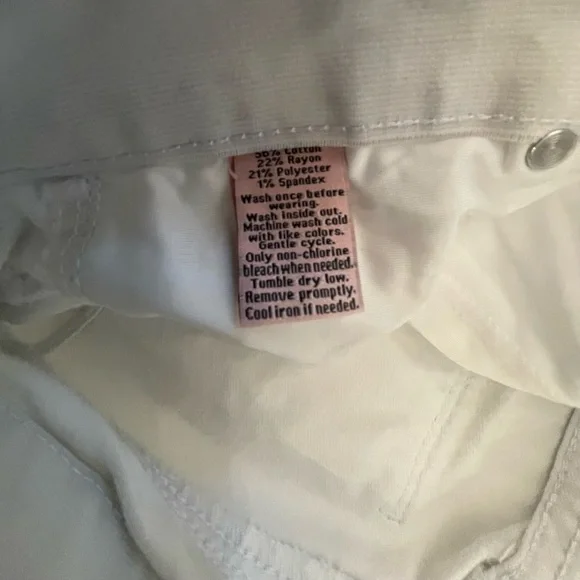 Juicy Couture Jeans - Picture 8 of 9